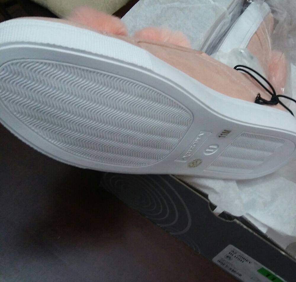 Slip on sneakers with pom poms - Picture 4 of 4
